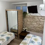 Homestay Rydz